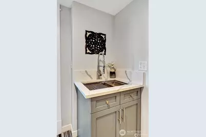 10616 Rainier Ave S, Seattle, WA 98178 - Photo 34