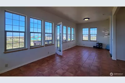 1140 Ocean Shores Boulevard SW, Ocean Shores, WA 98569 - Photo 6