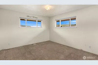 1909 Springwater Avenue, Wenatchee, WA 98801 - Photo 16