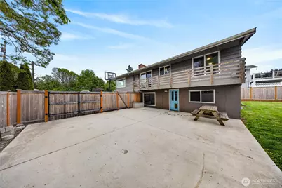 3918 S Avenue, Anacortes, WA 98221 - Photo 26