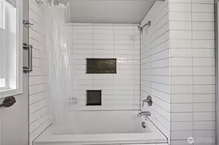 3918 S Ave, Anacortes, WA 98221 - Photo 10