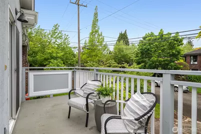 828 24th Avenue, Seattle, WA 98122 - Photo 18