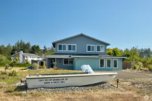 1042 Point Brown Ave SE, Ocean Shores, WA 98569 - Photo 2