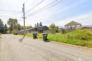 509 W 7th St, Port Angeles, WA 98363 - Photo 34