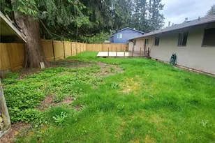 19509 SE 241st Pl, Covington, WA 98042 - Photo 2
