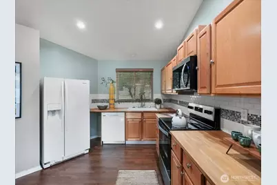28123 230 Avenue SE, Maple Valley, WA 98038 - Photo 10
