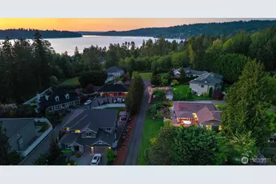 19828 SE 8th Street, Sammamish, WA 98074 - Photo 36