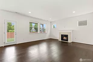 4524 Riverfront Blvd, Everett, WA 98203 - Photo 4