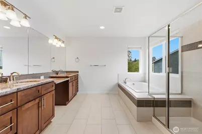 4524 Riverfront Boulevard, Everett, WA 98203 - Photo 16
