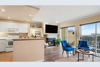 3420 Burke N #C-308, Seattle, WA 98103 - Photo 6