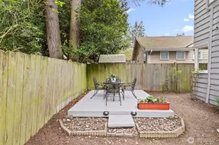1711 NE 113th St, Seattle, WA 98125 - Photo 28