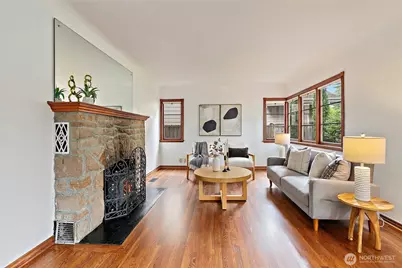 1711 NE 113th Street, Seattle, WA 98125 - Photo 4