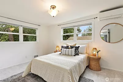 1711 NE 113th Street, Seattle, WA 98125 - Photo 22