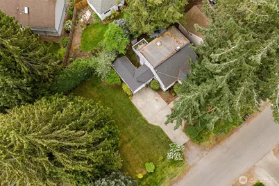 1711 NE 113th Street, Seattle, WA 98125 - Photo 34