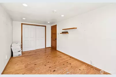 230 W 14th Street, Port Angeles, WA 98362 - Photo 16