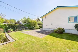 230 W 14th St, Port Angeles, WA 98362 - Photo 40