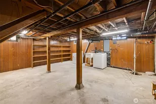 230 W 14th St, Port Angeles, WA 98362 - Photo 32