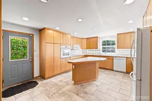 230 W 14th St, Port Angeles, WA 98362 - Photo 8