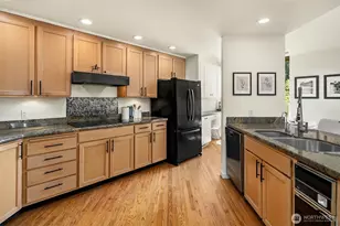 11257 NE 37th Pl, Bellevue, WA 98004 - Photo 12