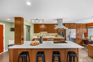 7001 Sand Point Way NE, Seattle, WA 98115 - Photo 4