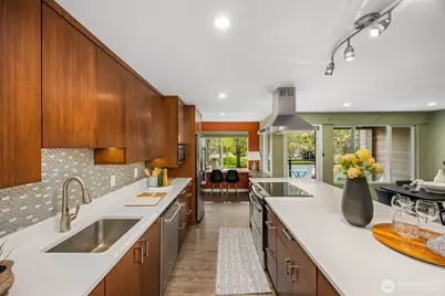 7001 Sand Point Way NE #B212, Seattle, WA 98115 - Photo 6
