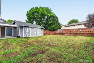 7409 Village Dr, Sumner, WA 98390 - Photo 22