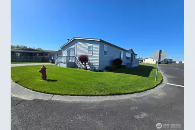 2240 W Broadway NE #224, Moses Lake, WA 98837 - Photo 2