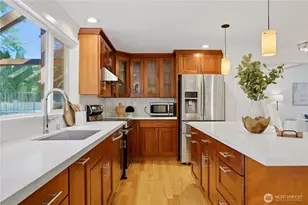 14213 SE 45th Pl, Bellevue, WA 98006 - Photo 10