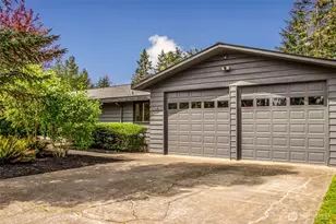 4008 15th Ct NE, Olympia, WA 98506 - Photo 2