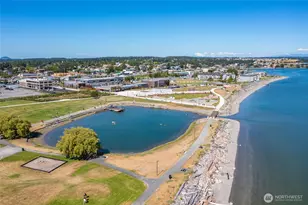 651 SE Bayshore Dr, Oak Harbor, WA 98277 - Photo 38