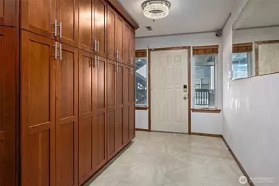 651 SE Bayshore Drive #E102, Oak Harbor, WA 98277 - Photo 6