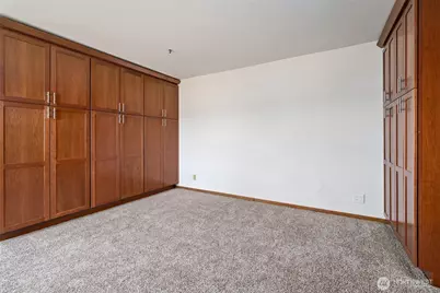 651 SE Bayshore Drive #E102, Oak Harbor, WA 98277 - Photo 12