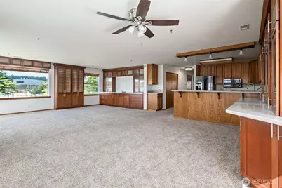 651 SE Bayshore Drive #E102, Oak Harbor, WA 98277 - Photo 22