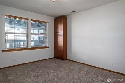 651 SE Bayshore Drive #E102, Oak Harbor, WA 98277 - Photo 8