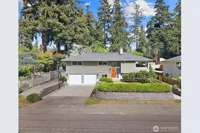 18012 1st Avenue NW, Shoreline, WA 98177 - Photo 2
