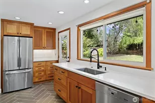 18012 1st Ave NW, Shoreline, WA 98177 - Photo 6