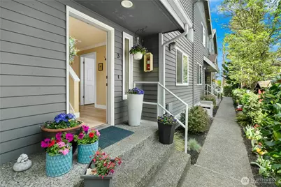 520 Walnut Street #3, Edmonds, WA 98020 - Photo 2