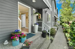 520 Walnut St, Edmonds, WA 98020 - Photo 2