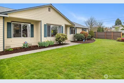 15373 175th Avenue SE, Monroe, WA 98272 - Photo 2