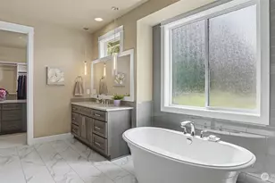 24020 NE 20th St, Sammamish, WA 98074 - Photo 22