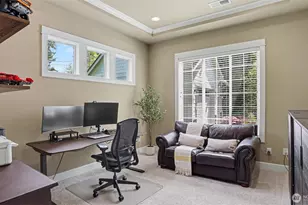 24020 NE 20th St, Sammamish, WA 98074 - Photo 6