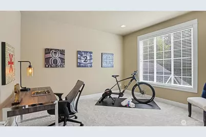 24020 NE 20th Street, Sammamish, WA 98074 - Photo 28