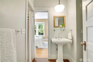 1021 N 5th St, Tacoma, WA 98403 - Photo 16