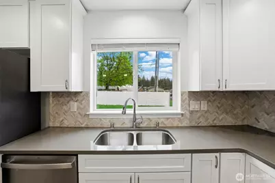 9815 178th Way SW, Rochester, WA 98579 - Photo 14