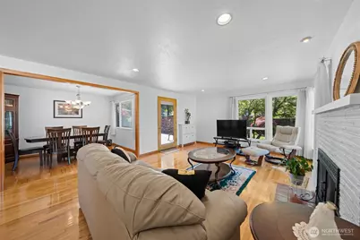 4536 119th Avenue SE, Bellevue, WA 98006 - Photo 4