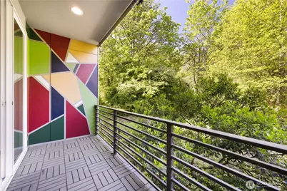 2705 S Charlestown Street, Seattle, WA 98108 - Photo 12