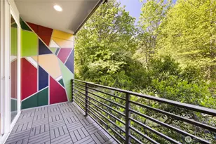2705 S Charlestown St, Seattle, WA 98108 - Photo 12