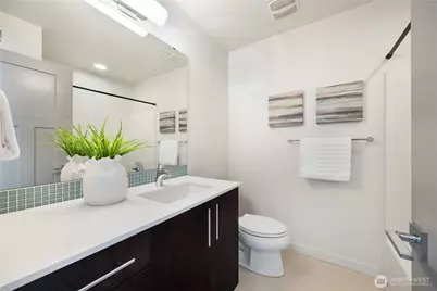 2705 S Charlestown Street, Seattle, WA 98108 - Photo 20