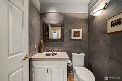 102 8th Lane #102, Kirkland, WA 98033 - Photo 24