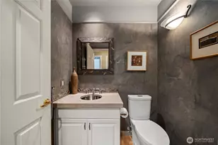 102 8th Ln, Kirkland, WA 98033 - Photo 24